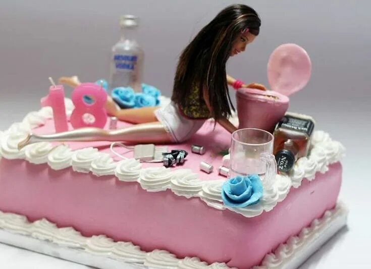 Прикольные торты на 20 лет фото Being A Cake Sculptor: I’m Asked To Make Everything From Drunk Barbie To Game Of