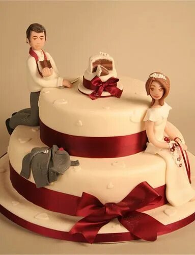 Прикольные торты на свадьбу фото Wedding cake + a mini wedding cake Funny wedding cake toppers, Funny wedding cak