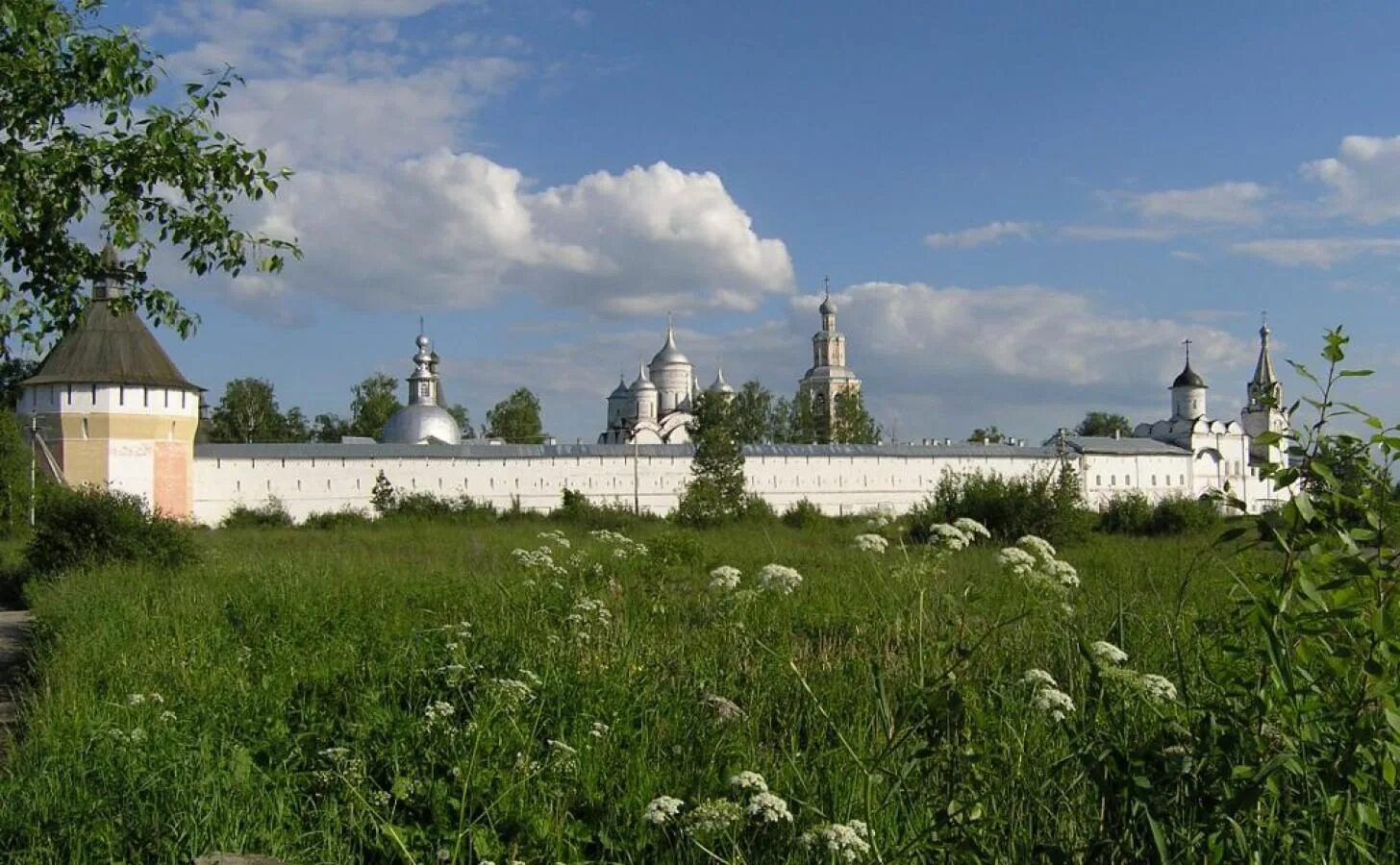 Прилуцкий монастырь вологда фото Спасо-Прилуцкий мужской монастырь в Вологде