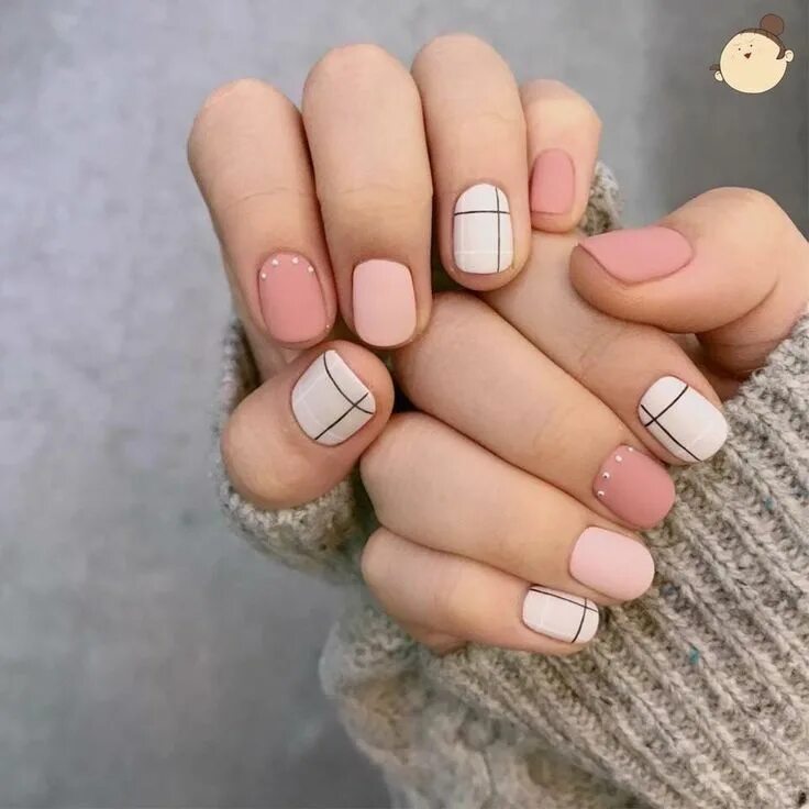 Пример маникюра на короткие Pin de С Исаков en маникюр Manicura de uñas, Manicura, Disenos de unas