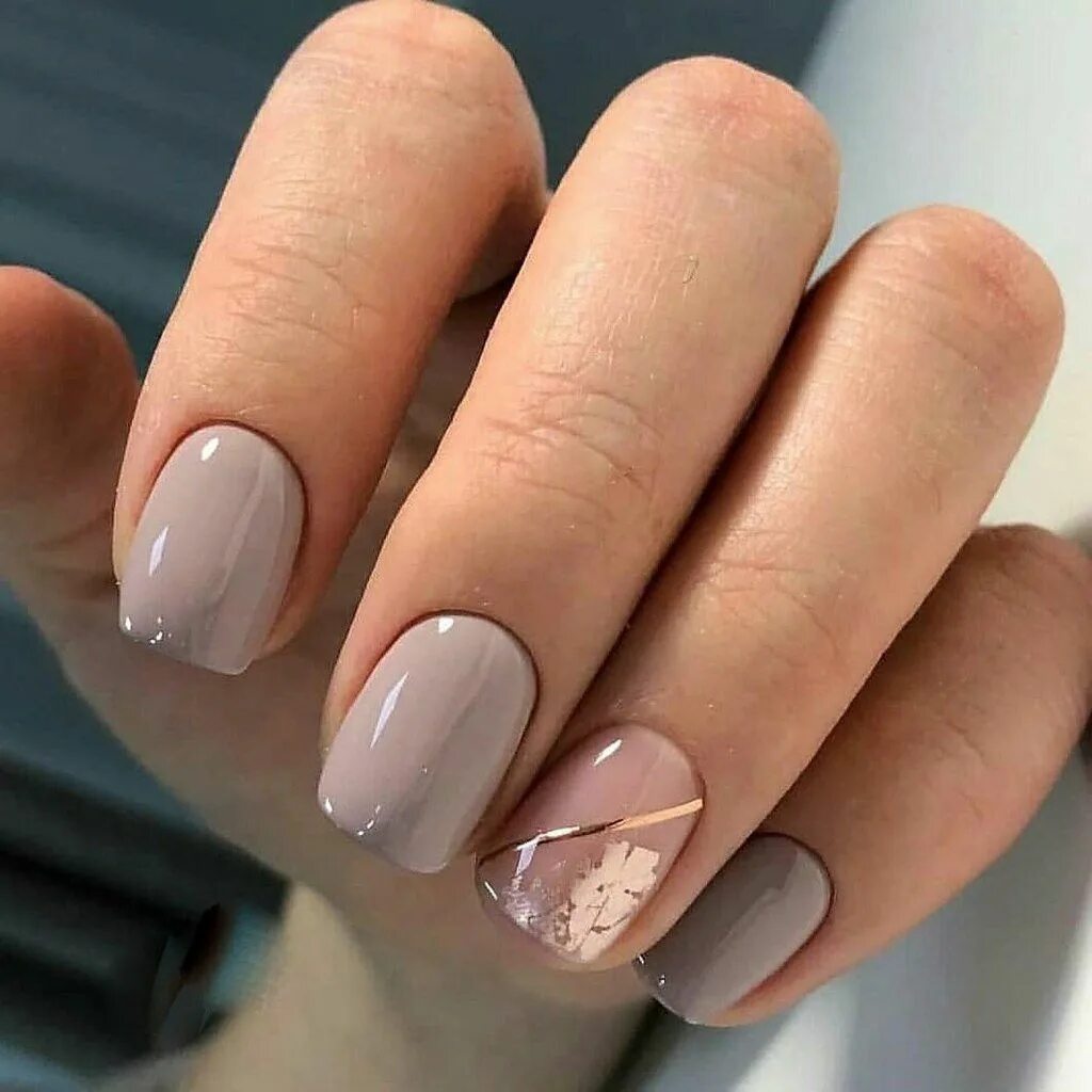 Пример нюдового маникюра Нежный маникюр на квадратные ногти Nails, Short acrylic nails designs, Gel nails