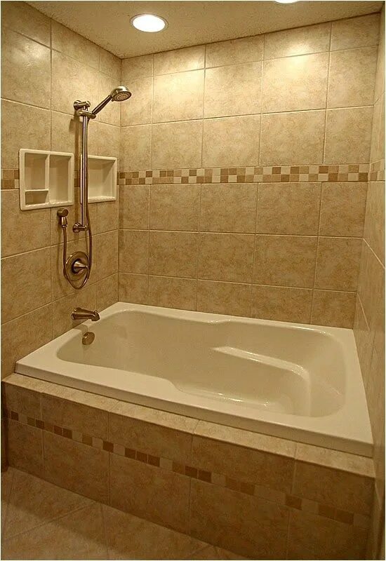 Пример отделки ванны HugeDomains.com Small bathroom remodel, Bathroom design, Bathrooms remodel