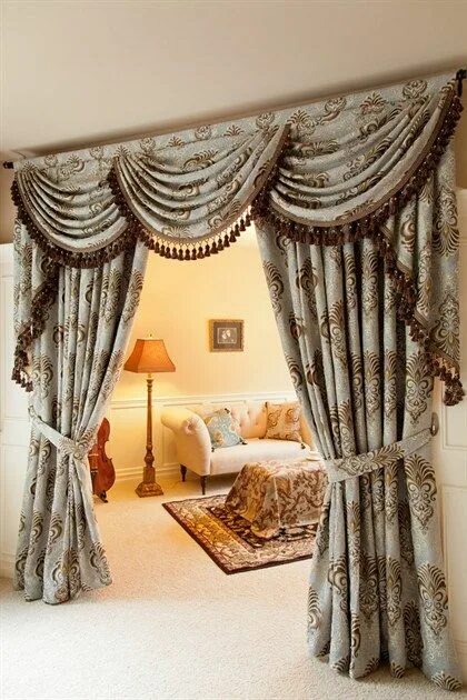 Примерить шторы онлайн на фото Bleu Fleur De Lis Full Set 100''W Curtains living room, Home curtains, Drapes cu