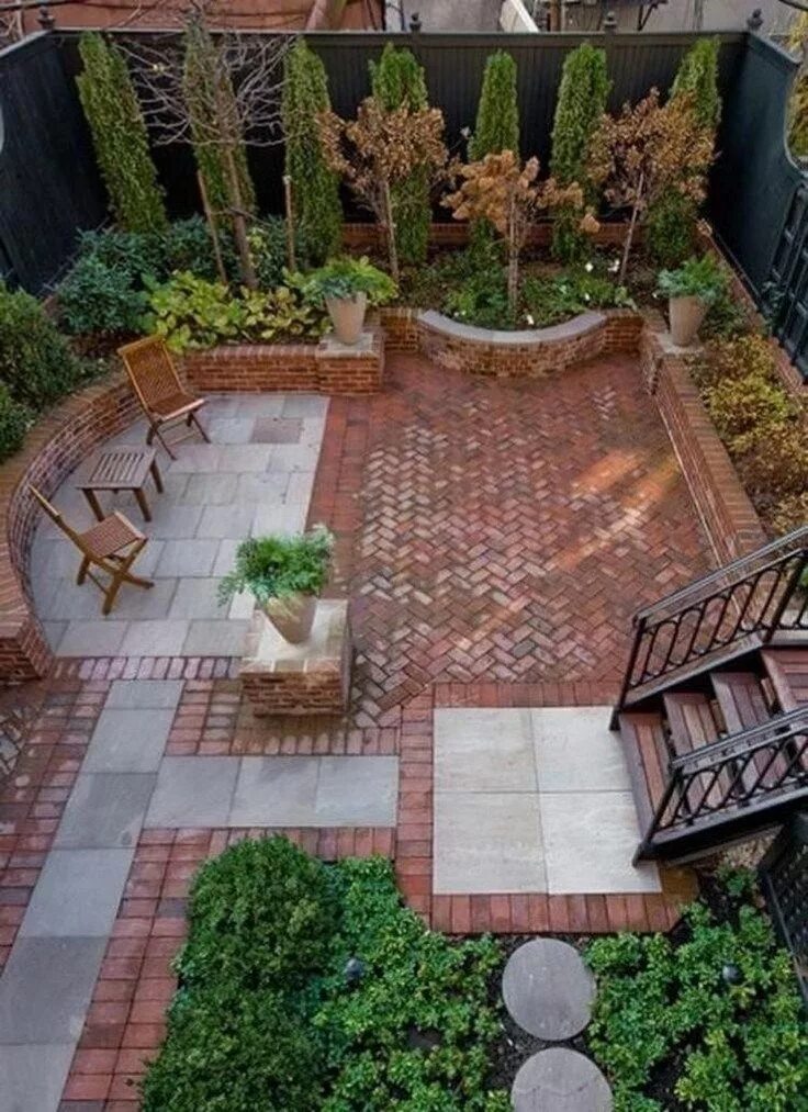 Примеры благоустройства частного дома 42 The Design of a Small, Simple Backyard You Must Have Small backyard landscapi