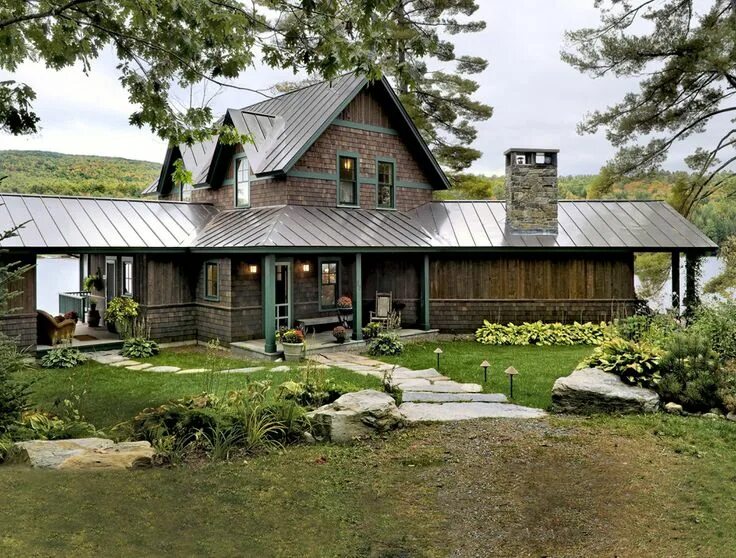 Примеры деревенских домов A Cabin Designed for Prime Views House exterior, Rustic house, Exterior house co