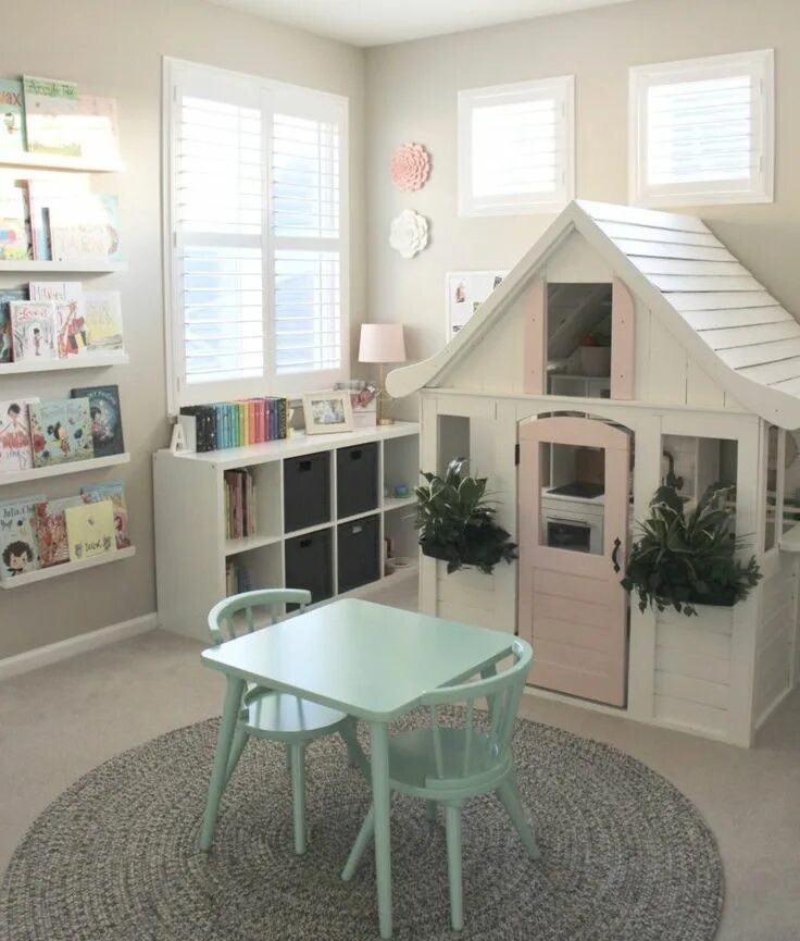 Примеры детских домов Pretty in Pastels Playhouse - Project Nursery Kid room decor, Playroom design, K