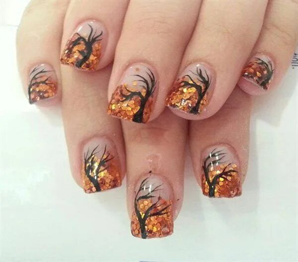 Примеры осеннего маникюра 55 Seasonal Fall Nail Art Designs Art and Design Fall nail art designs, Tree nai