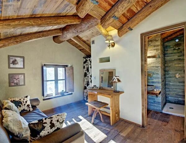 Примеры ремонта старых домов Charming Winter Chalet In One Of The Oldest Ski Areas In The Italian Alps Pinter