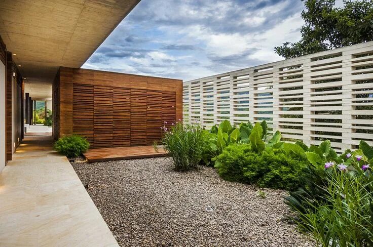 Примеры забора для дома Casa 7A / Arquitectura en Estudio + Natalia Heredia Modern fence design, Fence d