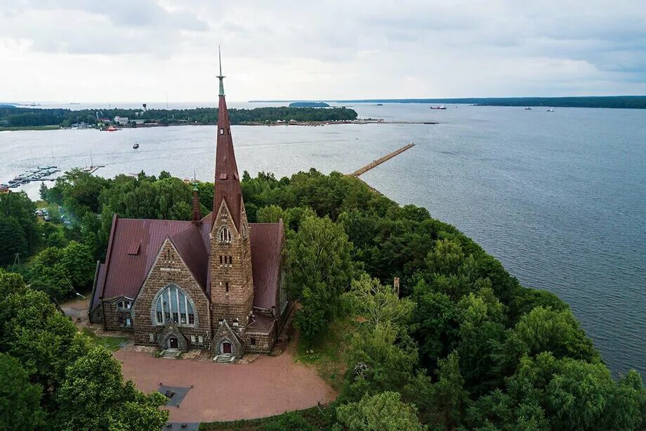 Приморск санкт петербург фото Строящийся порт под Приморском вызывает массу вопросов у экологов и местных жите