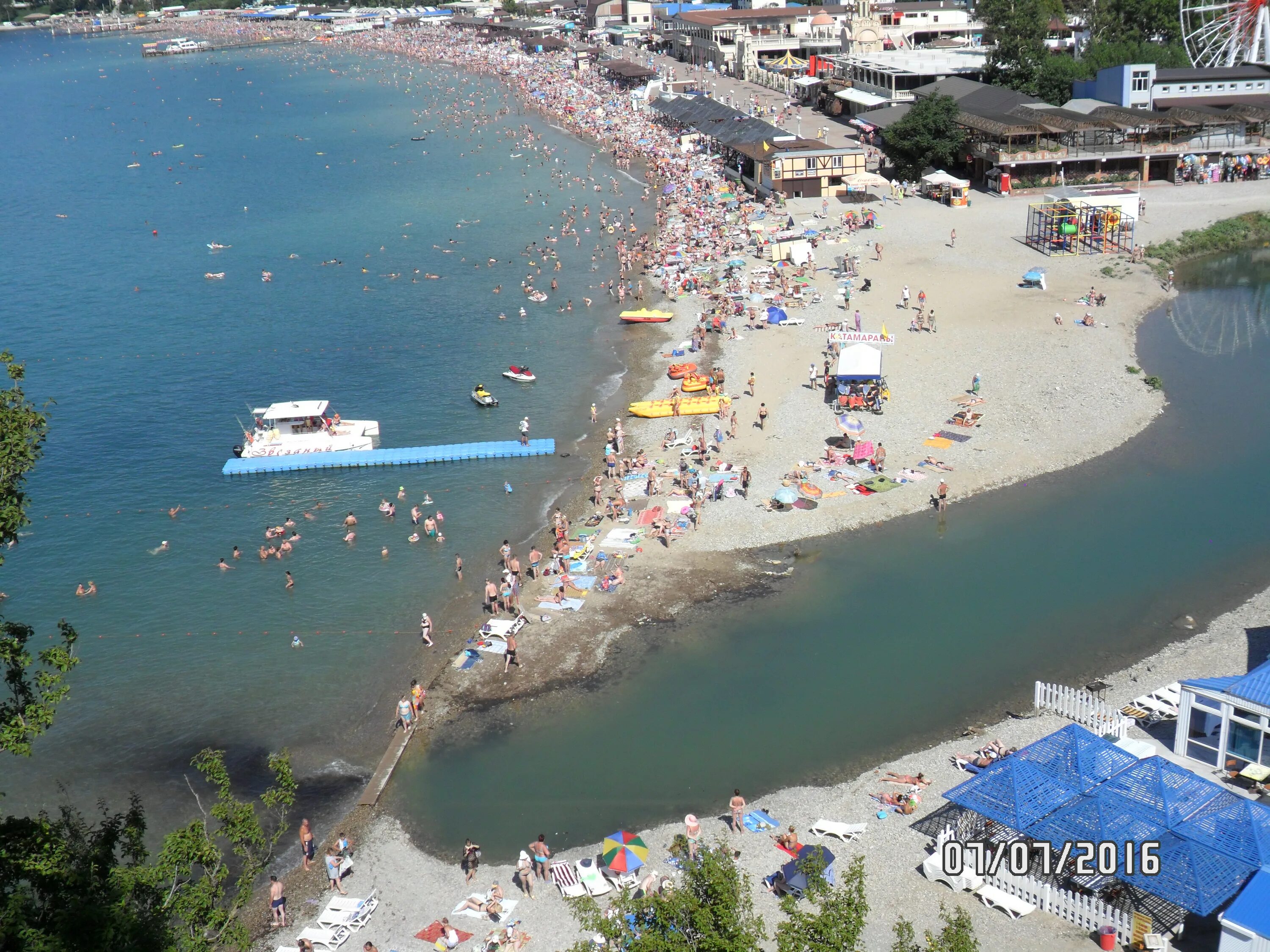 Приморский бульвар геленджик фото beach's Medical Beach in specifics, Primorskiy bulvar - Yandex Maps