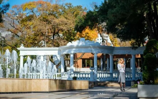 Приморский геленджик фото Дорогие отели в Геленджике - забронировать гостиницу в Геленджике, цены 2024 на 