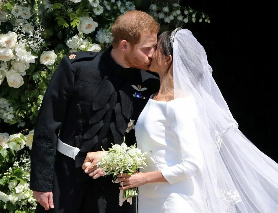 Принц гарри фото свадьбы Royal wedding anniversary - How did Meghan Markle and Prince Harry celebrate the