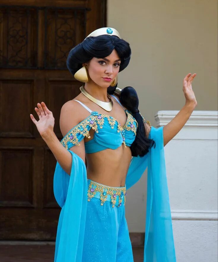 Принцесса будур из какой сказки фото Jasmine from Aladdin Jasmine costume women, Disney princess cosplay, Princess co