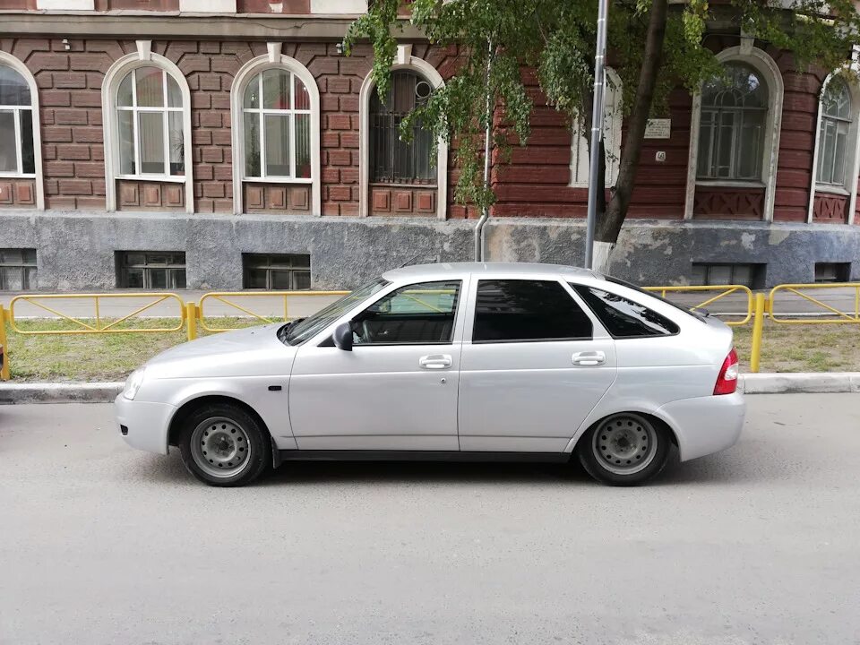 Приора 90 фото Кх заднии - 90 - Lada Приора хэтчбек, 1,6 л, 2011 года запчасти DRIVE2