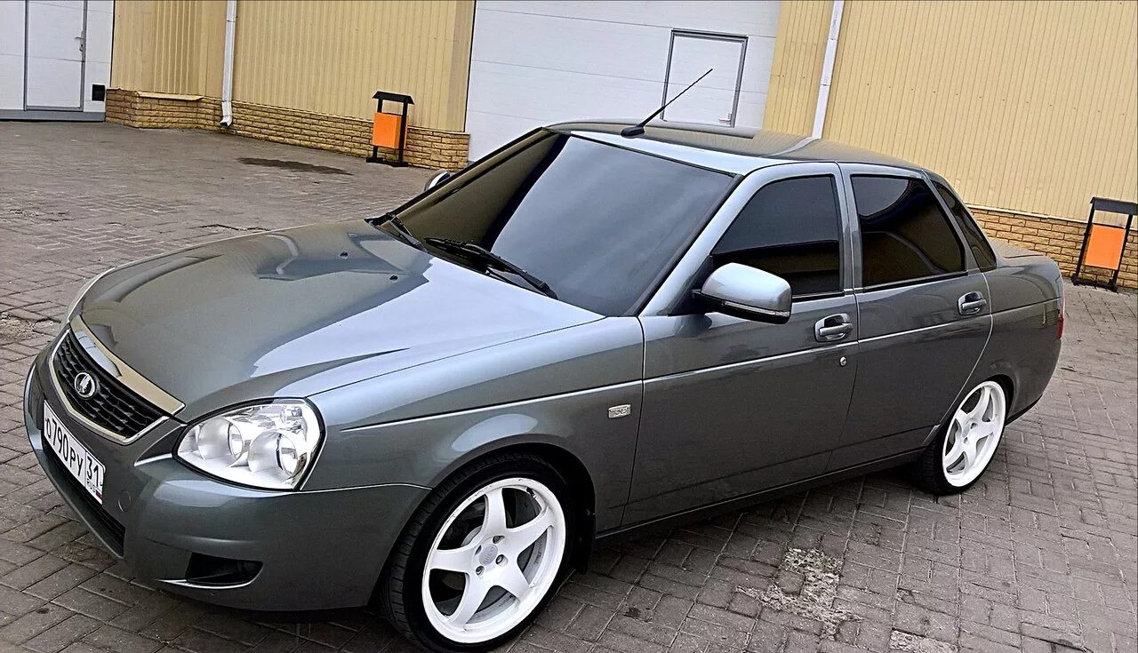 Приора фото серое Продам Slik R17. - Lada Приора седан, 1,6 л, 2012 года колёсные диски DRIVE2