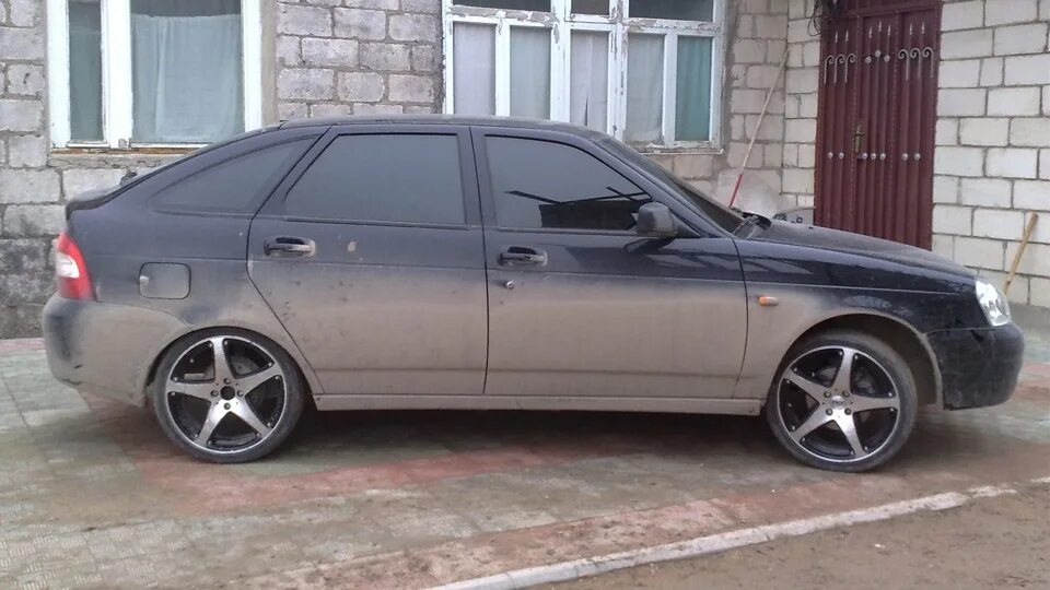 Приора хэтчбек диски фото Lada Приора хэтчбек 1.6 бензиновый 2009 DAG. на DRIVE2