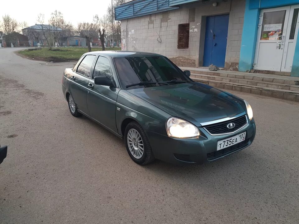 Приора цвет сочи фото Тонировка - Lada Приора седан, 1,6 л, 2011 года стайлинг DRIVE2