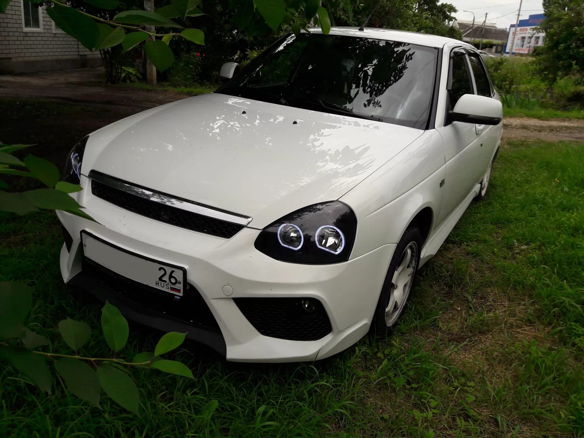 Приора тюнинг фото Установка обвеса - Lada Приора хэтчбек, 1,6 л, 2014 года тюнинг DRIVE2