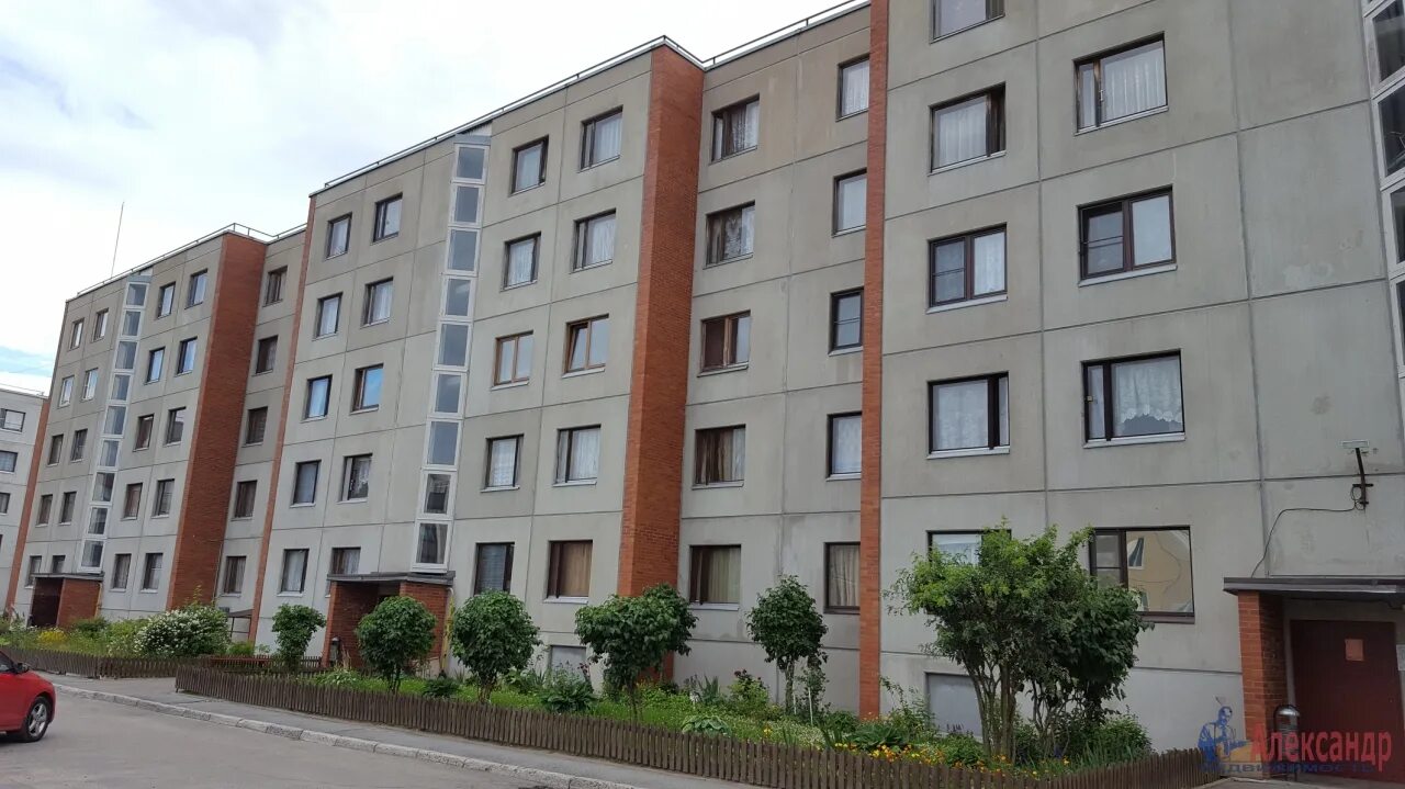 Приозерск калинина 15 дом фото Suvurova ulitsa, 34 - Priozersk apartment building