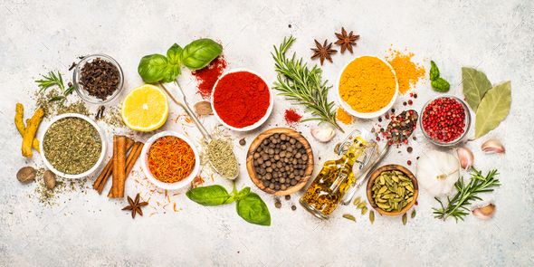 Приправы виды фото Various Spices and Herbs on Light Stone Table