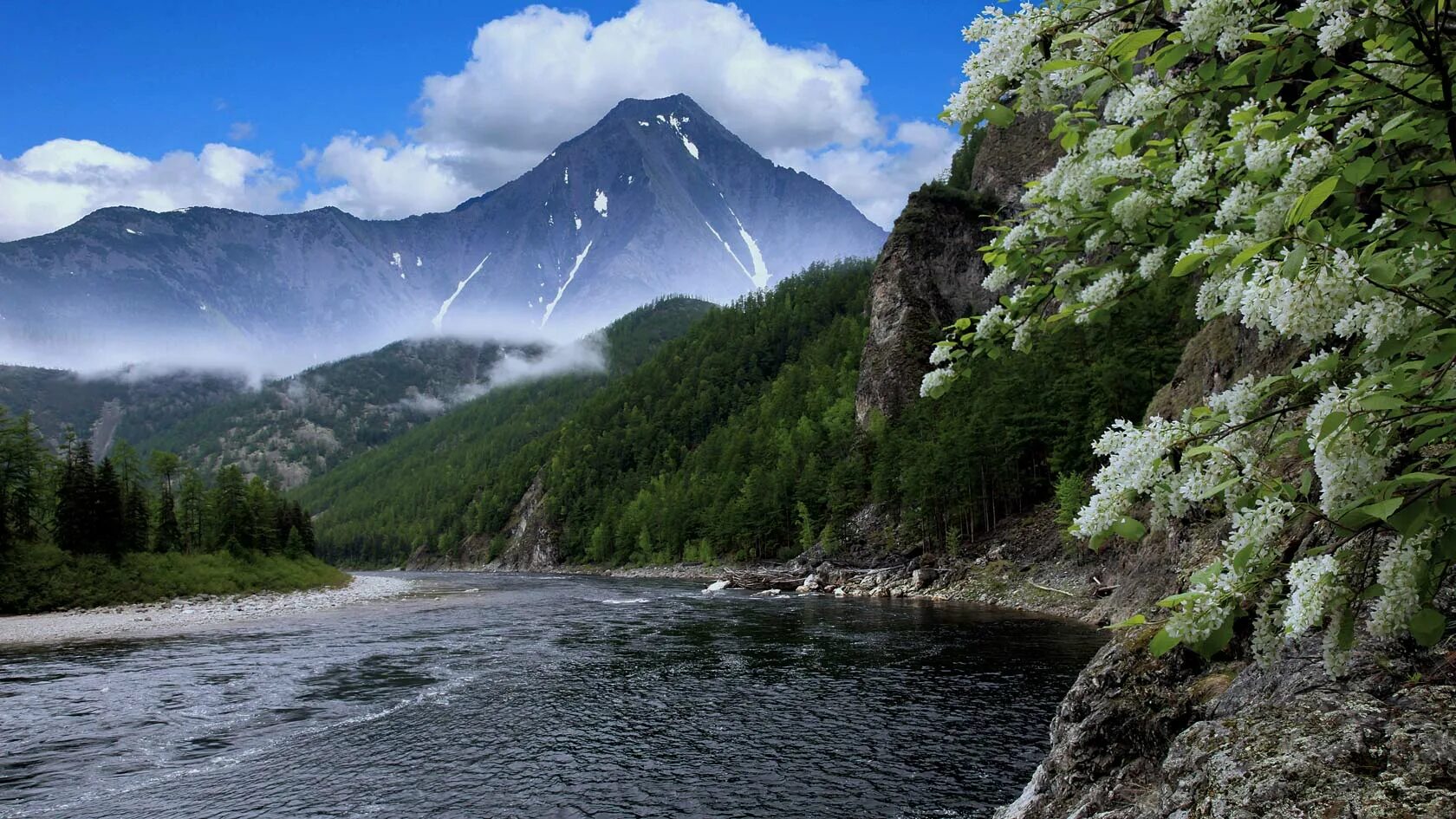 Природа хабаровского края фото Реки Джугджура