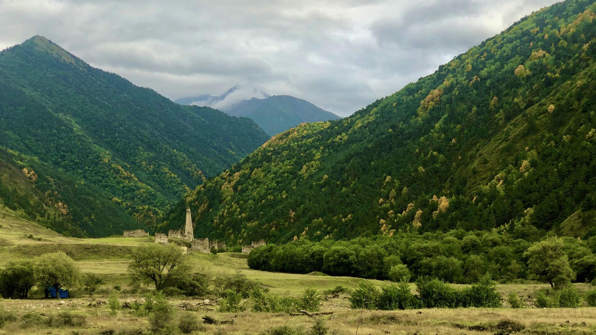 Природа ингушетии фото Экс-главу села в Ингушетии обвиняют в незаконной выдаче земельных участков - Нед