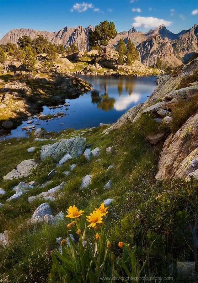 Природа испании фото Estany d'Amitges, #hiking at National Park Aigüestortes,Catalonia, Spain Nationa