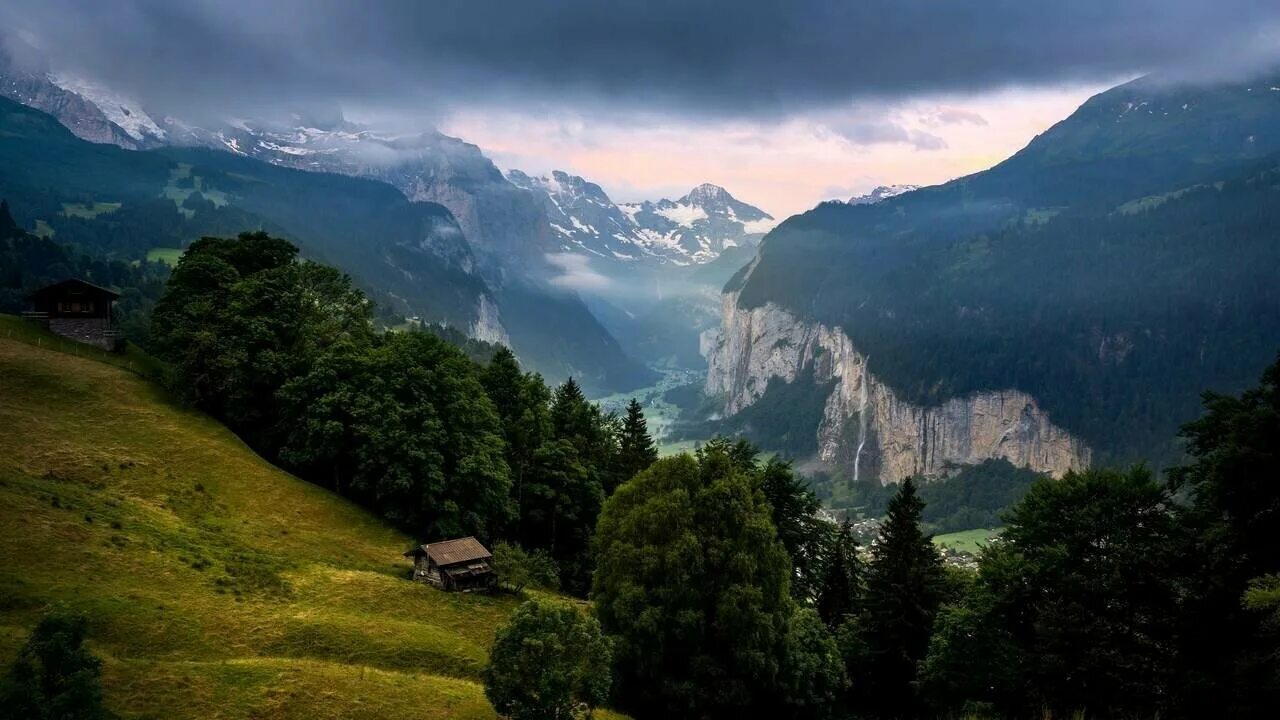 Природа швейцарии фото Картина на холсте 60x110 LinxOne "Швейцария Wengen Lauterbrunnen" интерьерная дл