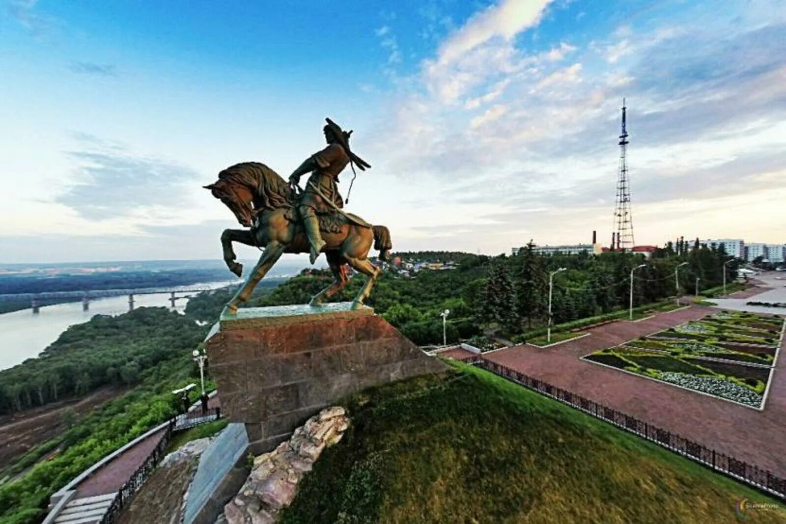 Природа уфы фото В этом году Башкирия вошла в число популярных регионов внутреннего туризма