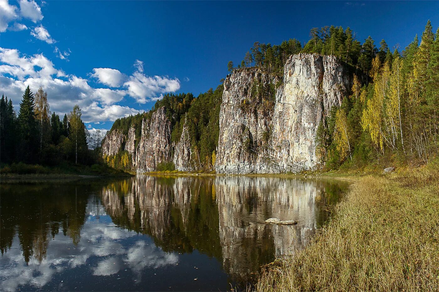 Природа урала фото самые красивые Сплав по реке Чусовая - ПОХОДЫ, СПЛАВЫ, ГОРЫ, КОРПОРАТИВЫ