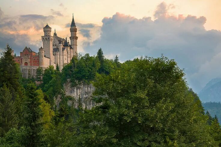 Природа замок фото Fairytale Castle pictures, Neuschwanstein castle, Castle bavaria