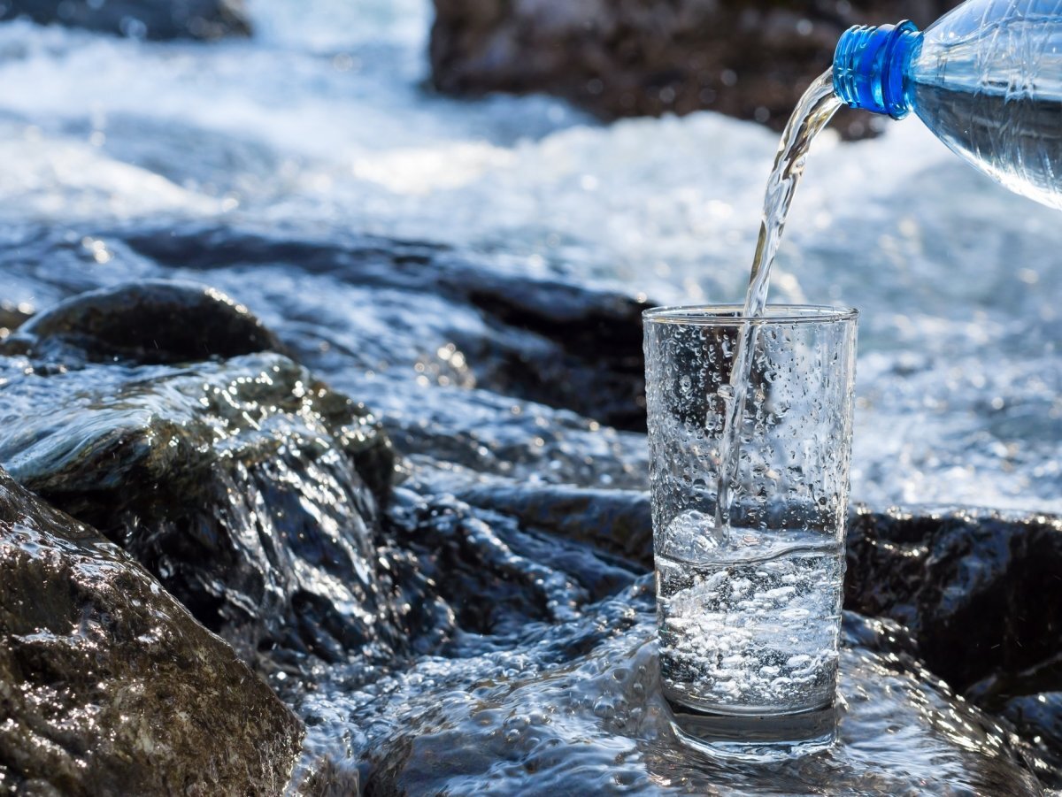 Природная вода фото Вопросы и ответы о пользе воды Вода-Кристальная Волгоград Дзен