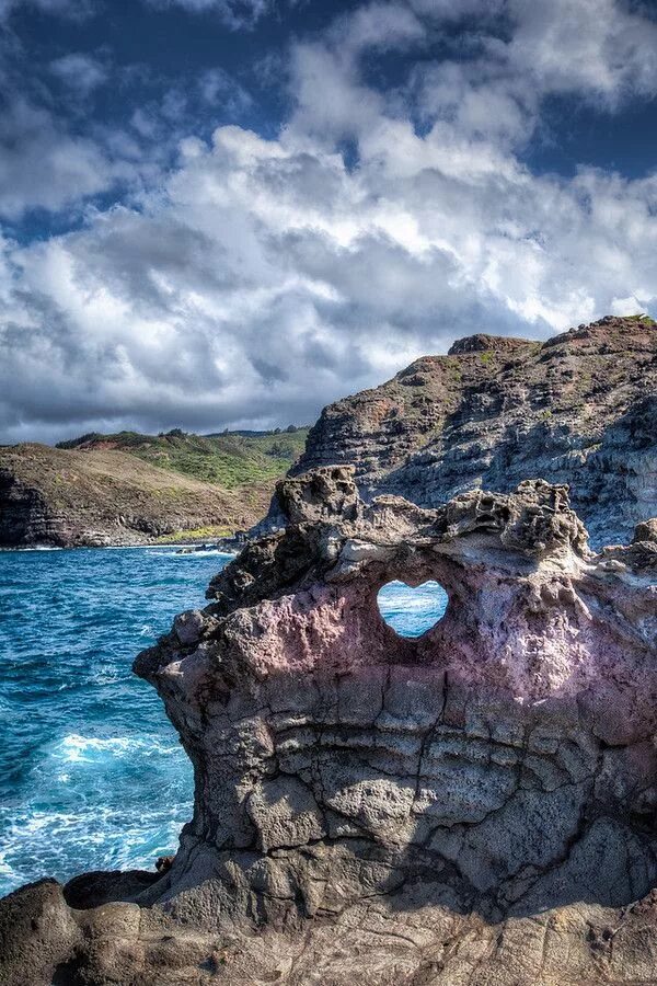 Природные чудеса фото Heart Shaped Rock Beautiful places, Nature, Heart shaped rocks