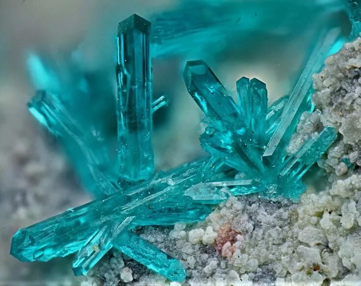 Природные кристаллы фото Dioptase Кристаллы, Минеральные кристаллы, Минералы