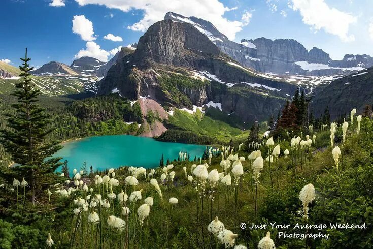 Природные парки фото Grinnell Lake is located in Glacier National Park, in the U. S. state of Montana