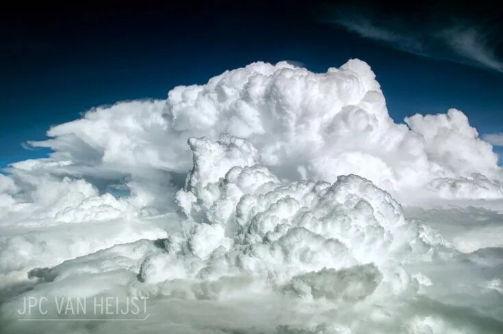 Природные процессы фото Pilot Reveals How Dramatic Thunderstorms Look From Above the Clouds Clouds, Clou