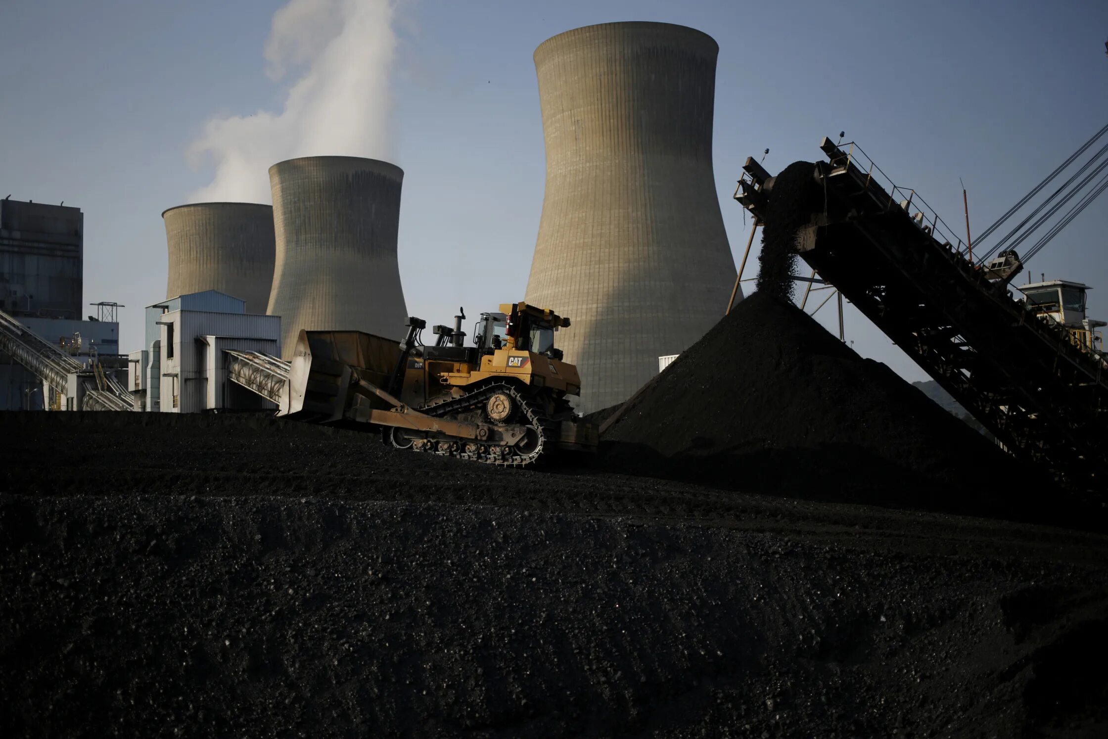 Природные ресурсы великобритании фото Coal First': Trump's Latest Idea to Help Coal Is Mini Plants - Bloomberg