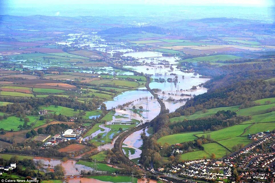 Природные ресурсы великобритании фото UK floods: We're at saturation point: Just when Britain take any more rain, here