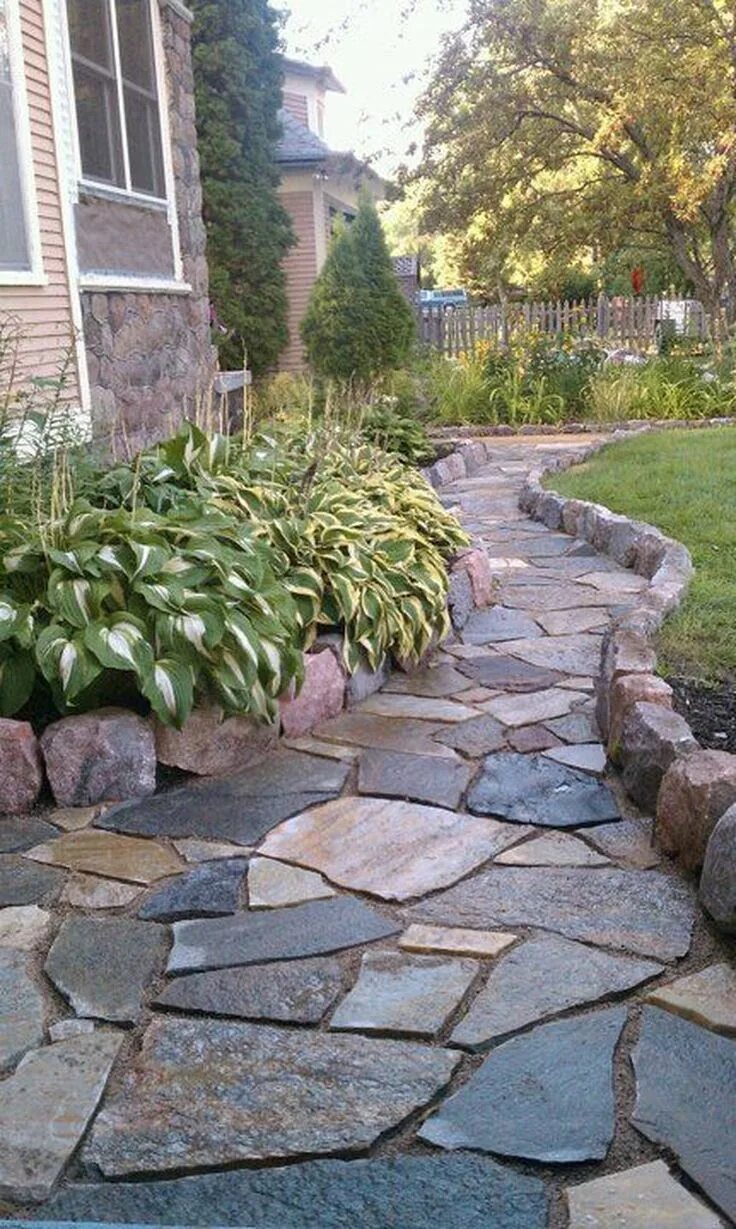 Природный камень для ландшафтного дизайна 13 The Best Stone Patio Ideas (Görüntüler ile) Peyzaj tasarımları, Ön bahçe düze