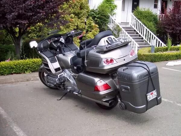 Пришли фото мотоцикла хонда голда 1800 2006 Honda Gold Wing 1800 Touring for sale on 2040-motos