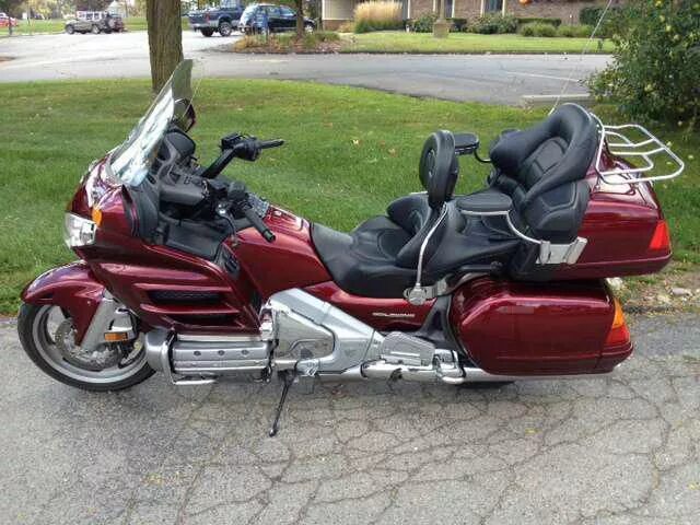 Пришли фото мотоцикла хонда голда 1800 2013 Honda Gold Wing F6B Deluxe Cruiser for sale on 2040-motos