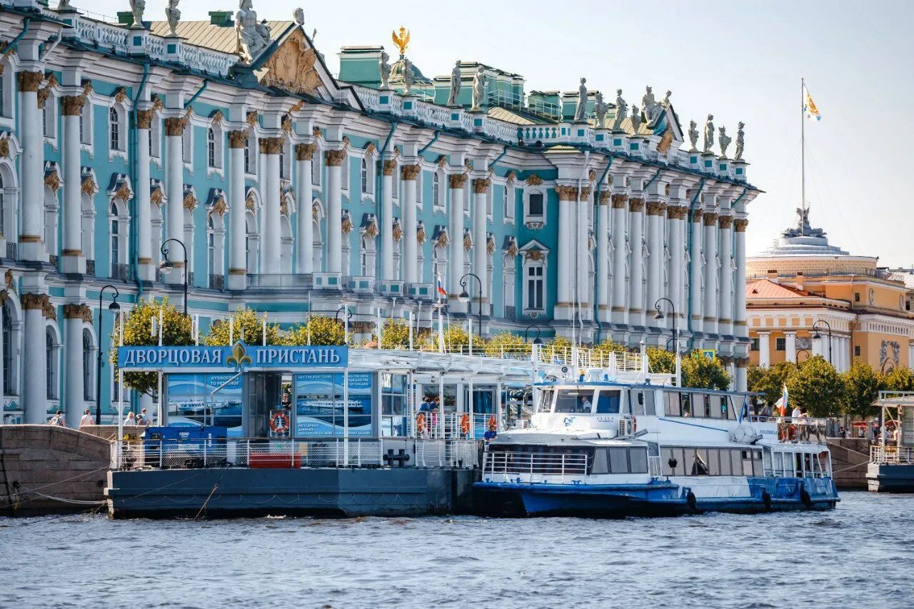 Пристань санкт петербург фото К причалу музейно-исторического парка "Остров фортов" в Кронштадте пришвартовали