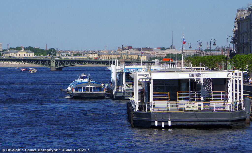 Пристань санкт петербург фото Водоход, пристань, Санкт-Петербург, Дворцовая набережная - Яндекс Карты