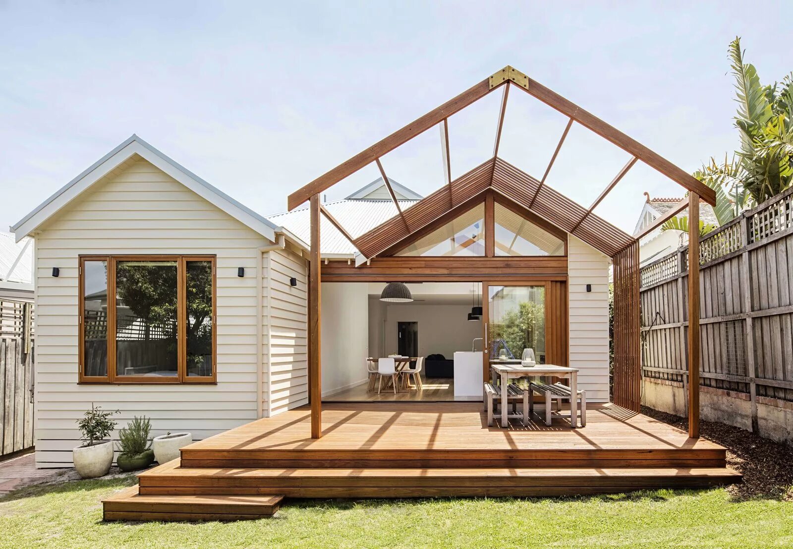 Пристрой к дому проекты фото Search "6 rooms bring outdoors" from 2 New Gable Roofs Brighten Up an Edwardian 