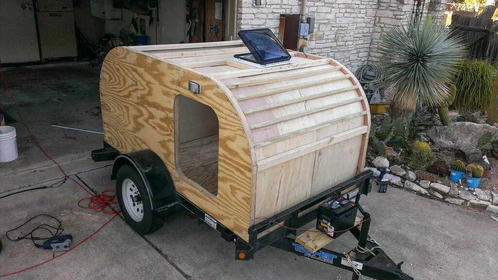 Прицеп дача для легкового автомобиля своими руками My Tiny Travel Trailer Teardrop camper, Diy teardrop trailer, Teardrop trailer