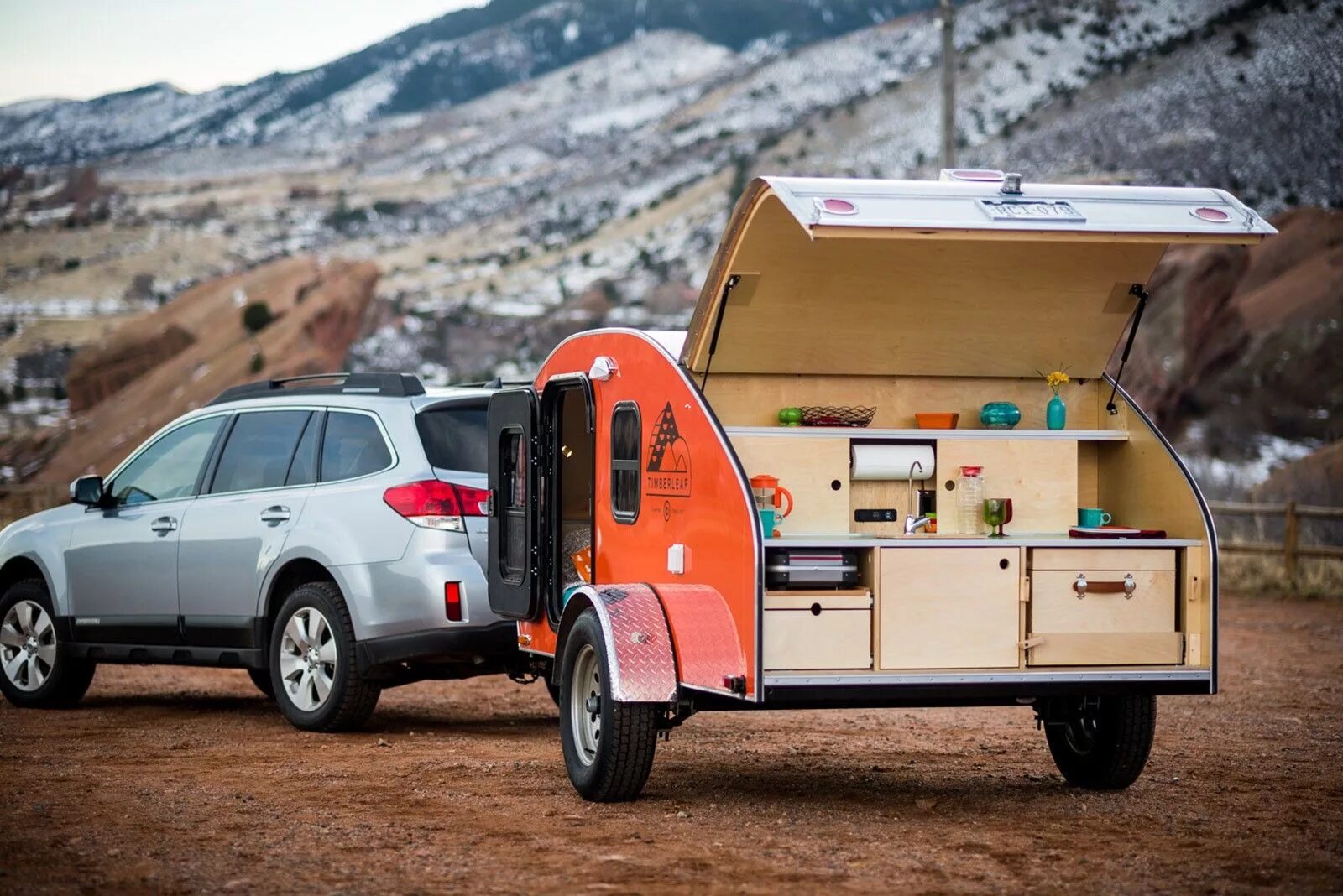 Прицеп на колесах фото и цены Mini caravane Timberleaf Trailer - Journal du Design Tiny camper trailer, Teardr