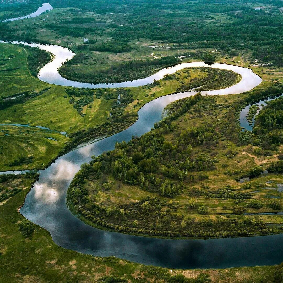 Приток реки фото Картинки FOUR RIVER