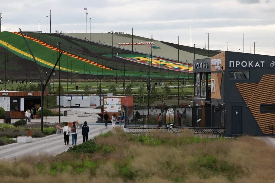 Притяжение челябинск фото В Магнитогорске открылась вторая очередь городского курорта "Притяжение" - KP.RU