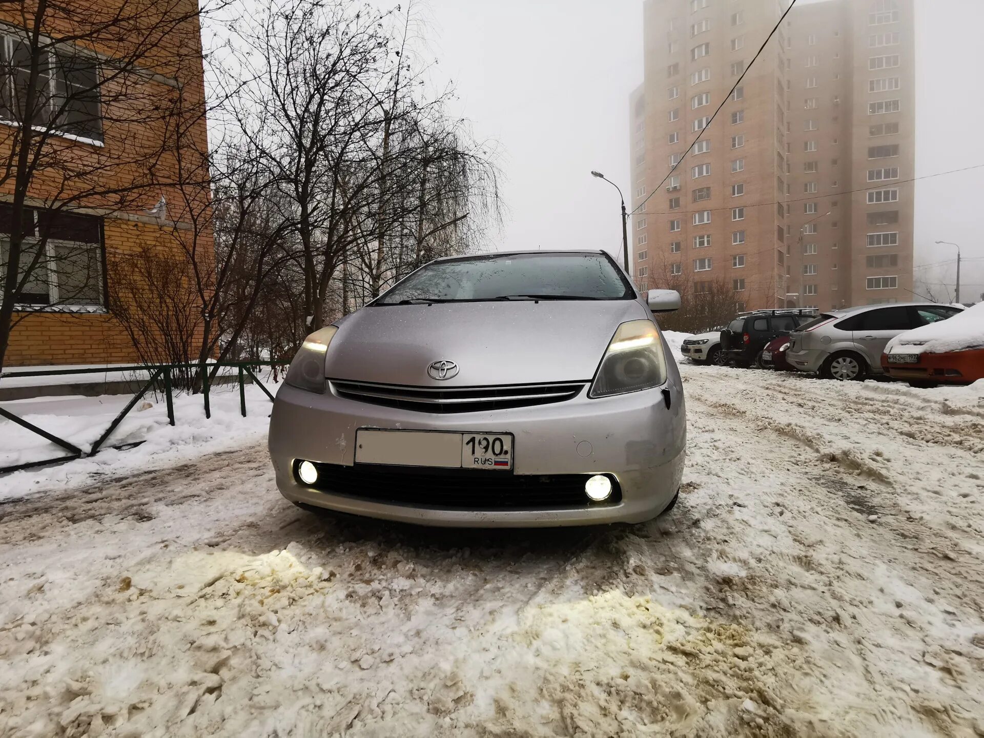 Приус 20 тюнинг фар LED Противотуманные фары - Toyota Prius (20), 1,5 л, 2005 года тюнинг DRIVE2